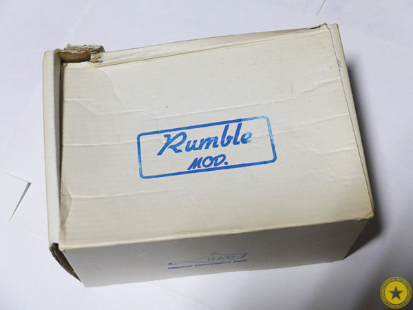 僕のお気に入りのエフェクターをご紹介しているブログ記事シリーズです。『HAO Rumble MOD.』をご紹介したブログ記事の写真1枚目