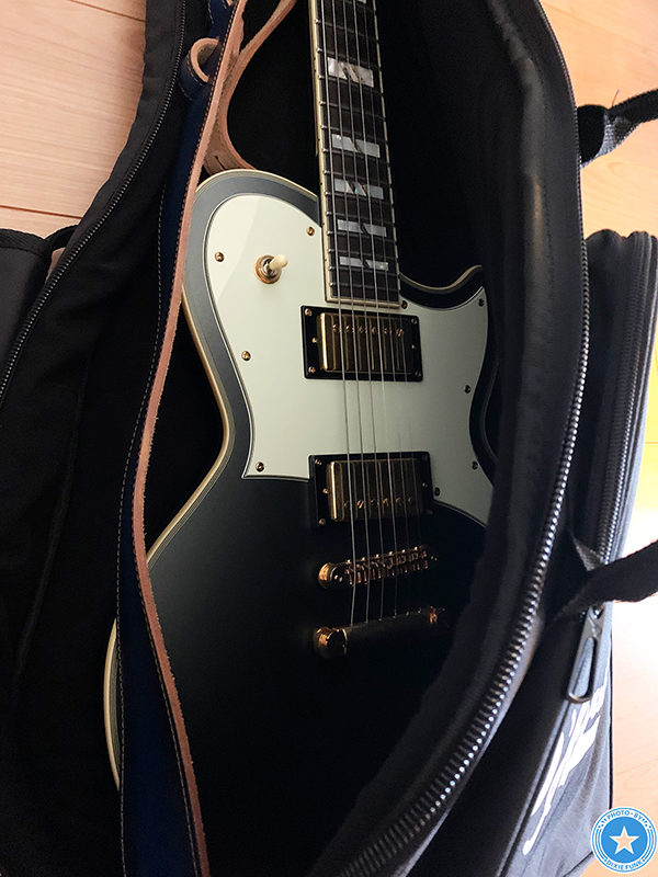 プレゼント企画で当選したD’Angelico（ディアンジェリコ）のギグバックの写真7枚目